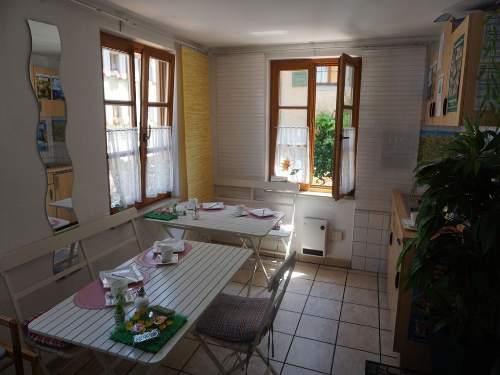 Pension Ins Fischernetz - Hanser Hotell Meersburg Exteriör bild